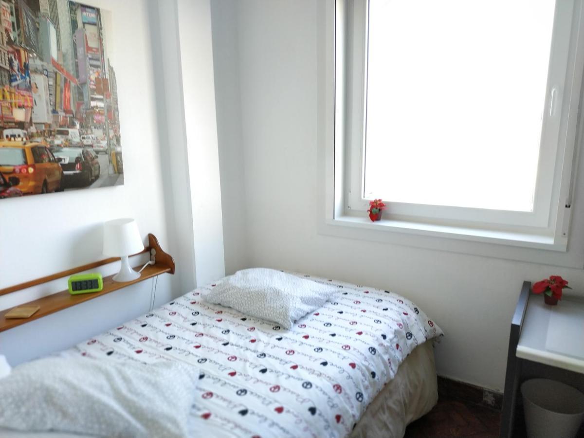 Alojamiento Rua Pino 110 Vigo Bagian luar foto