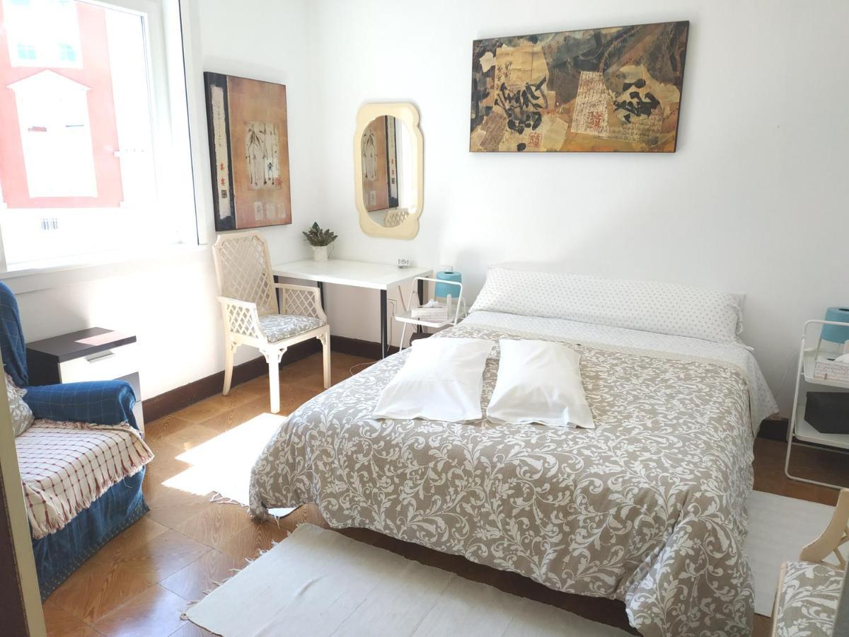 Alojamiento Rua Pino 110 Vigo Bagian luar foto